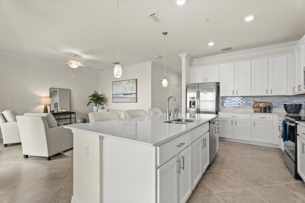 1030 TIDEWATER SHORES LOOP 406 photo 18