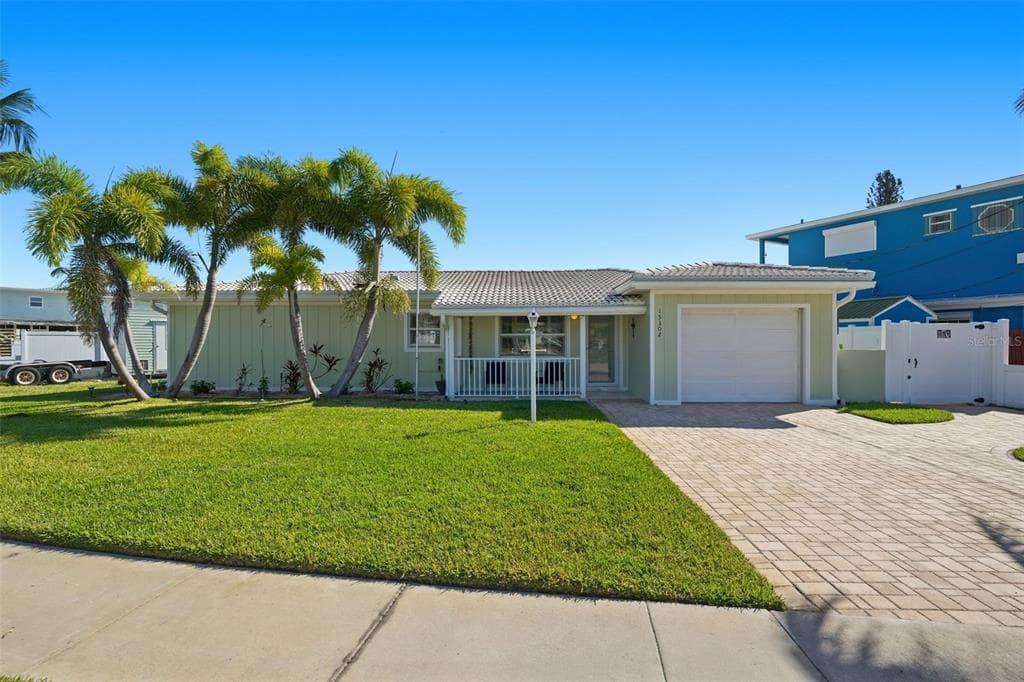 15302 HARBOR DRIVE photo 1