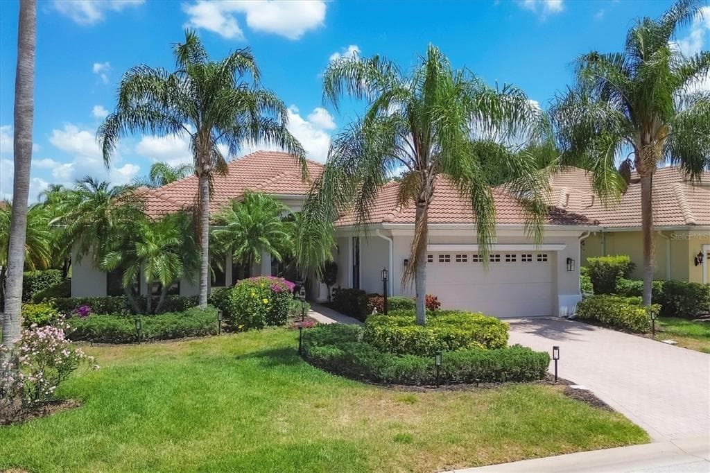 13853 SIENA LOOP photo 1
