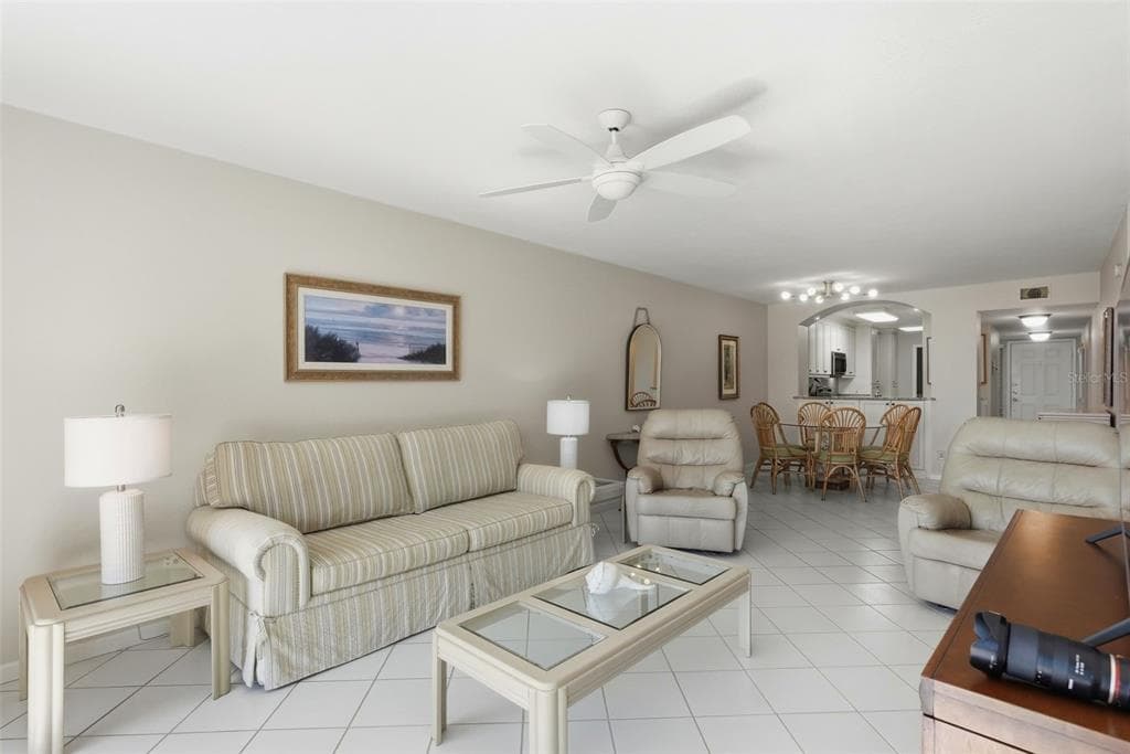 6021 BAHIA DEL MAR CIRCLE 137 photo 4