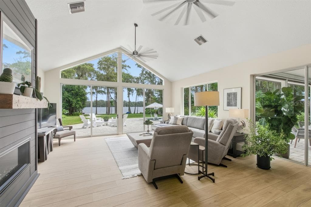 4733 CHULUOTA ROAD photo 7