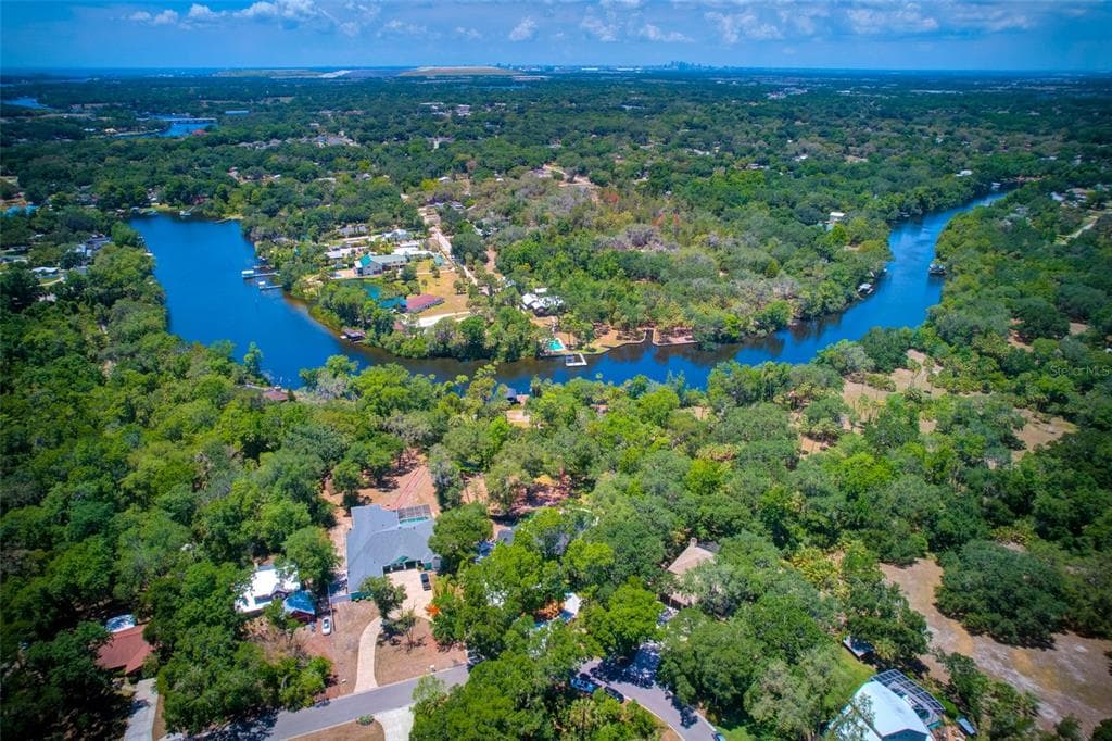 11526 RIVER COUNTRY DRIVE photo 4