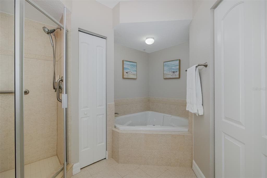 4516 SEAGULL DRIVE 411 photo 23