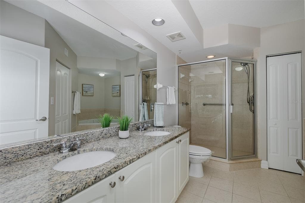 4516 SEAGULL DRIVE 411 photo 22