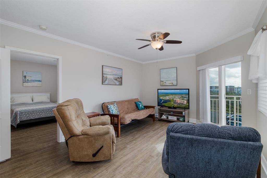 4516 SEAGULL DRIVE 411 photo 18