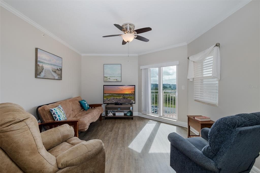 4516 SEAGULL DRIVE 411 photo 19