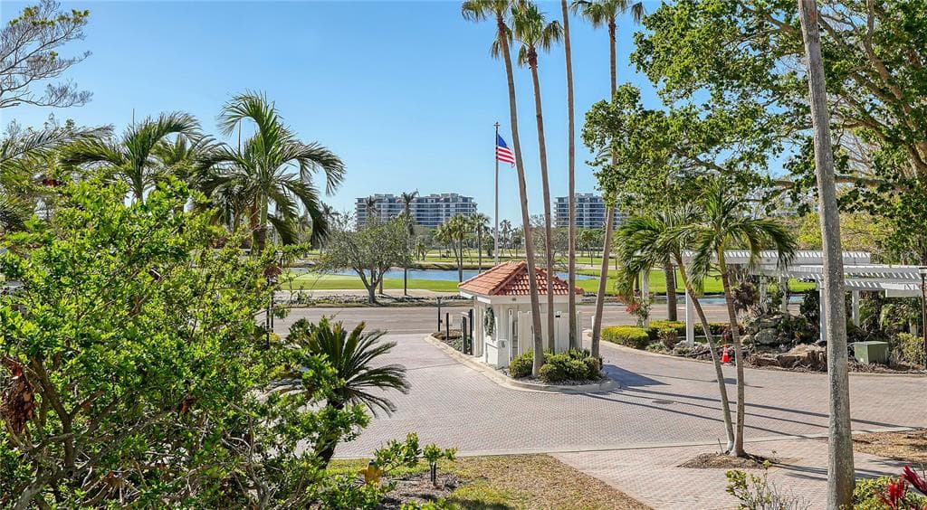 350 GULF OF MEXICO DRIVE 211 photo 25