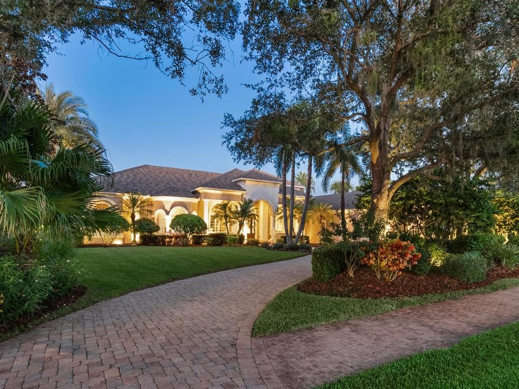 4085 FOUNDERS CLUB DRIVE photo 5