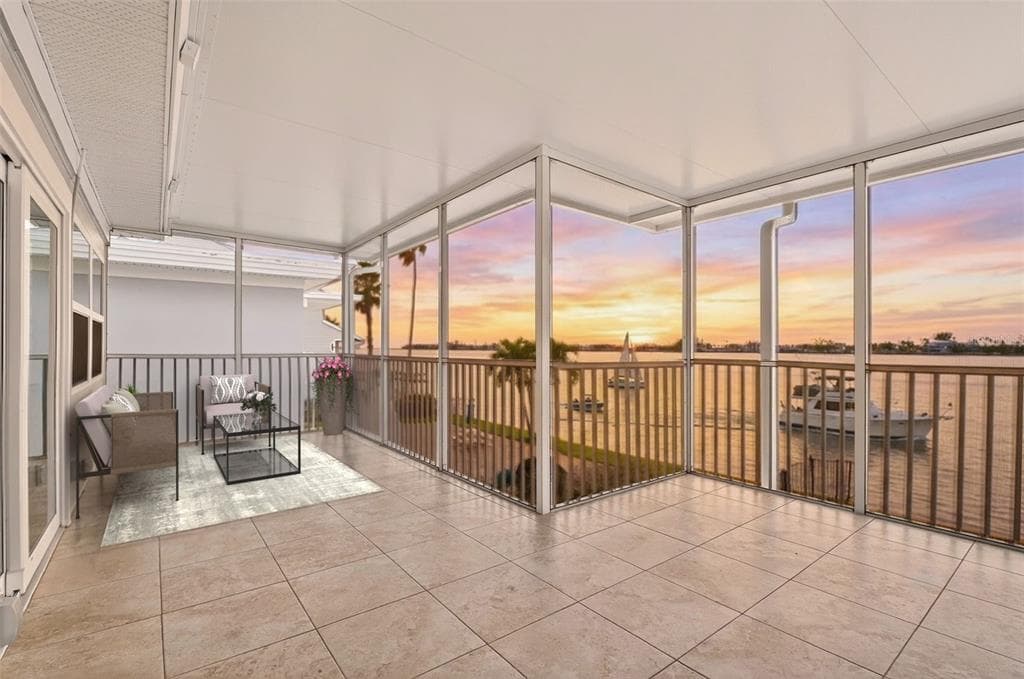 800 MADONNA BOULEVARD 1 photo 2