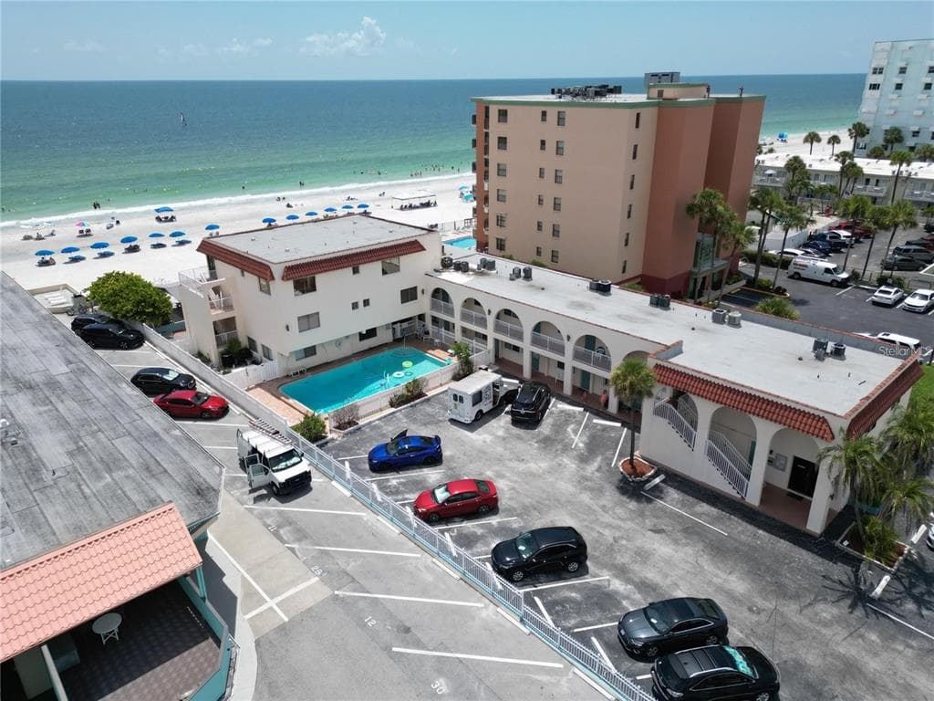 17300 GULF BOULEVARD 9 photo 12