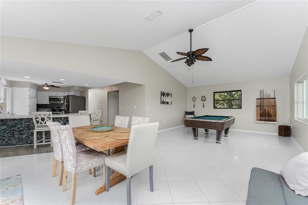 88 OAKLAND HILLS PLACE photo 19