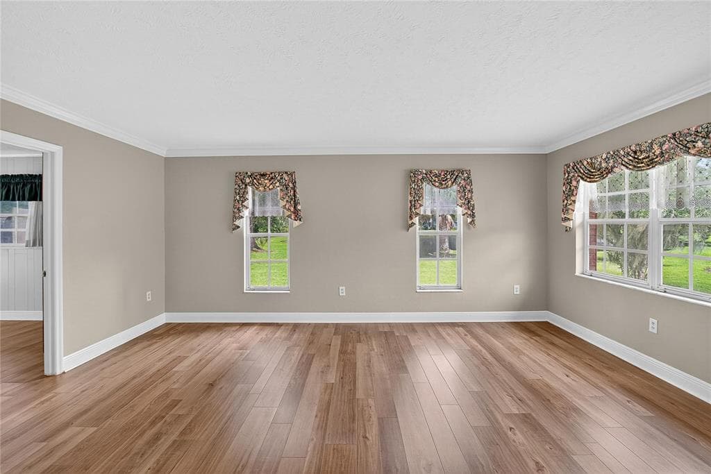 1502 AZALEA STREET photo 12