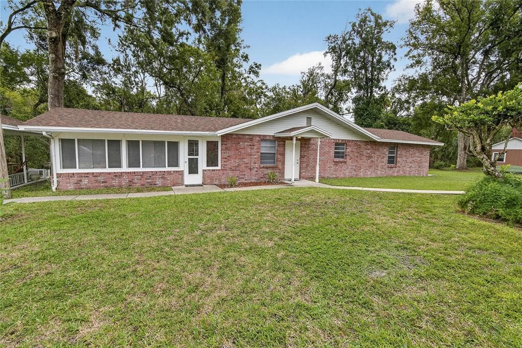 1502 AZALEA STREET photo 9