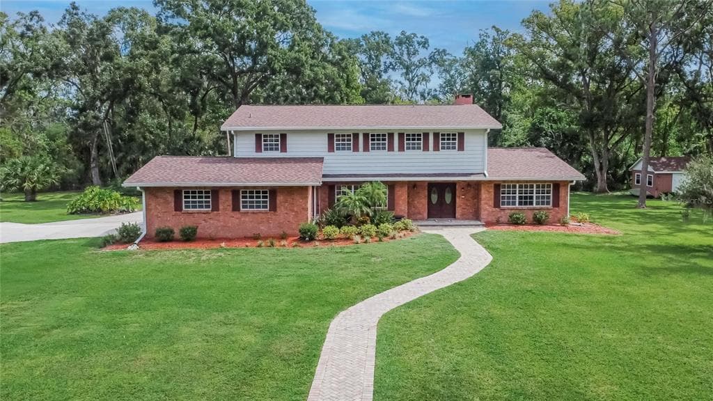 1502 AZALEA STREET photo 4