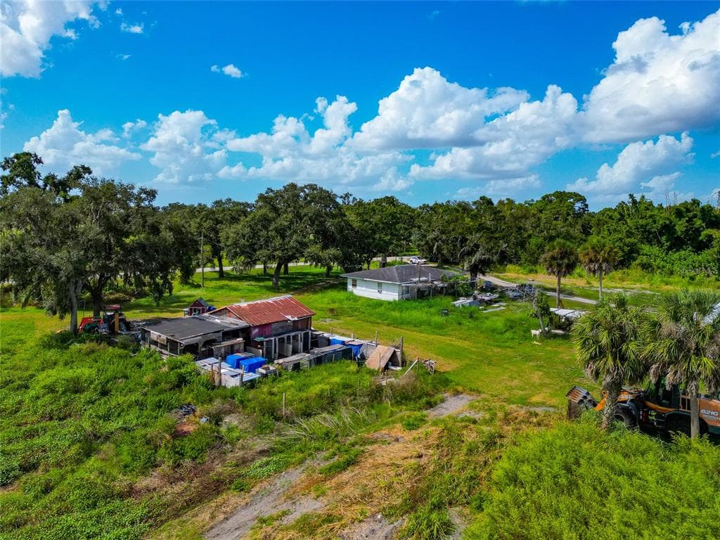 301 EAST ROAD photo 25