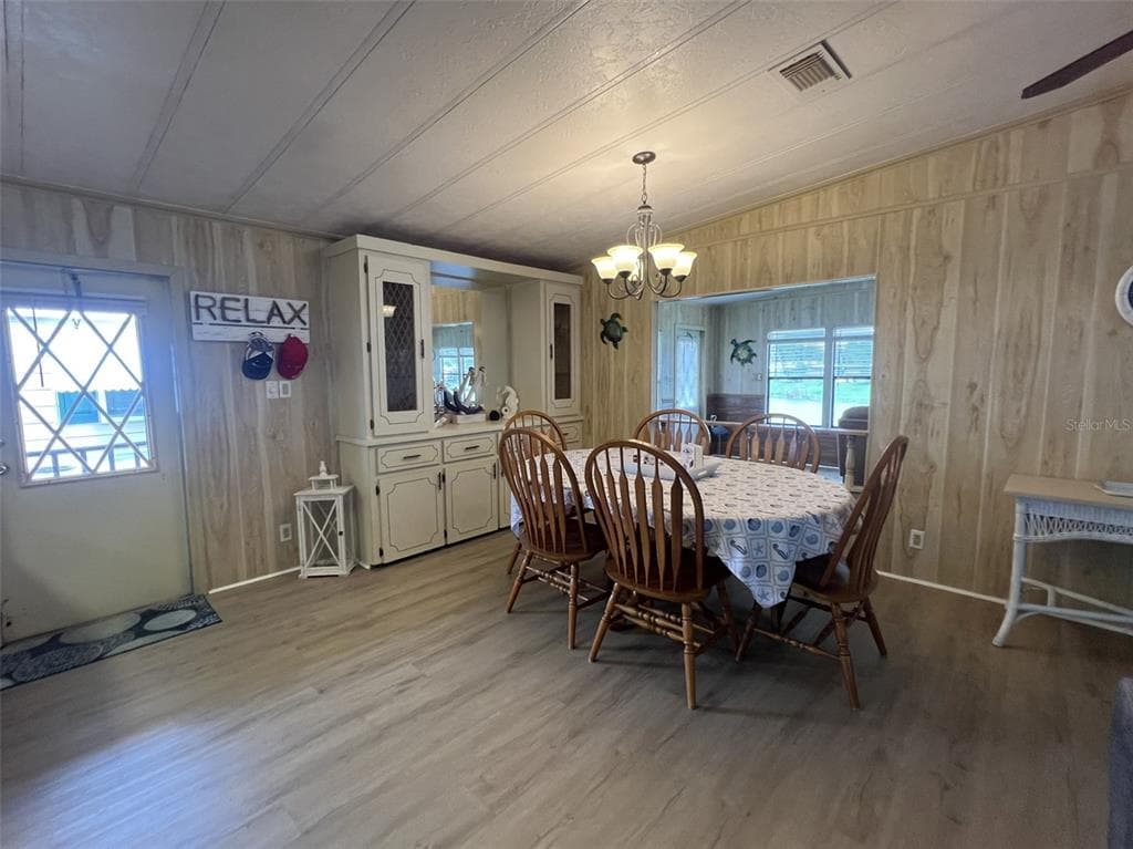 2055 S FLORAL AVENUE 133 photo 14