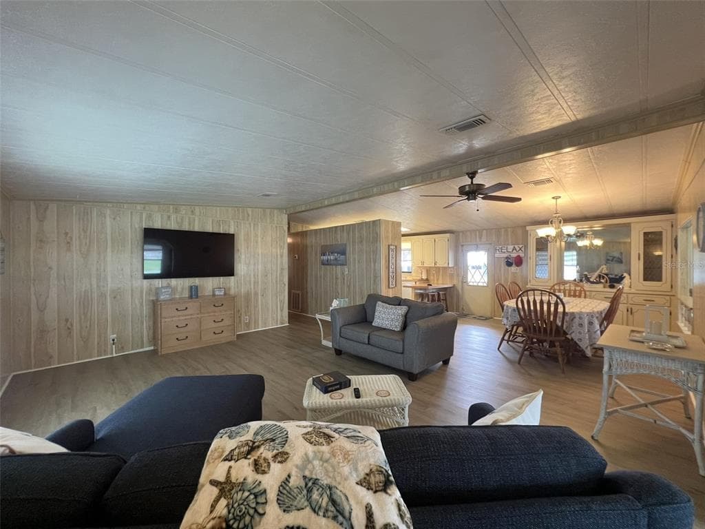 2055 S FLORAL AVENUE 133 photo 18