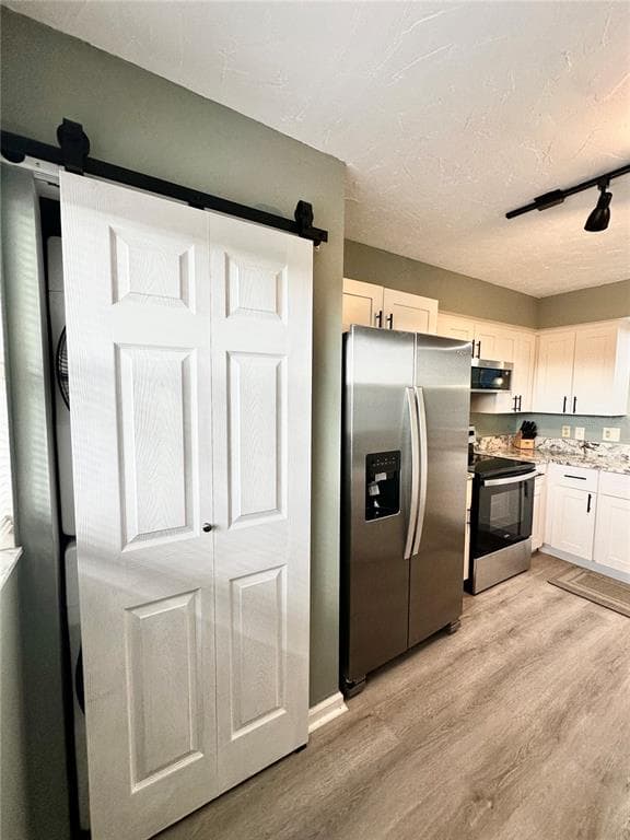 800 COVE CAY DRIVE 4F photo 5