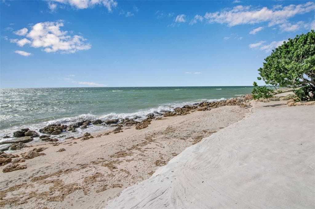121 N CASEY KEY ROAD photo 16