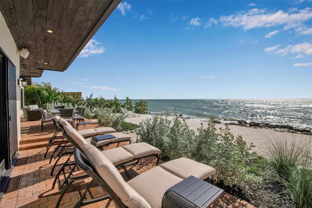 121 N CASEY KEY ROAD photo 3