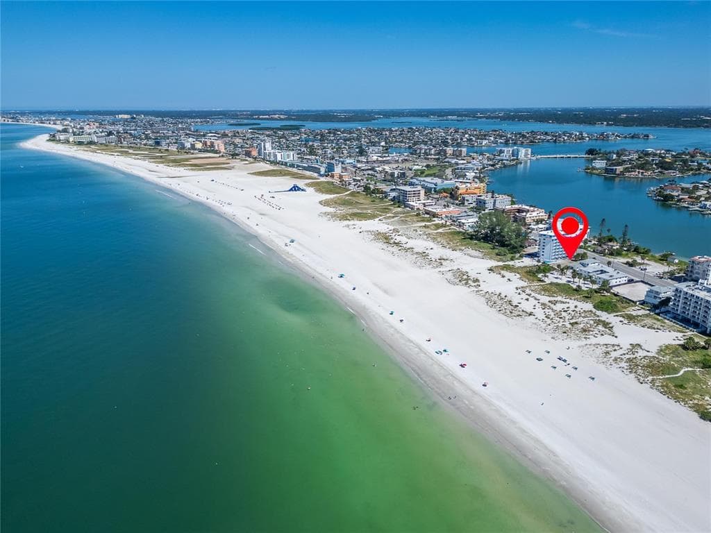 10178 GULF BOULEVARD photo 13