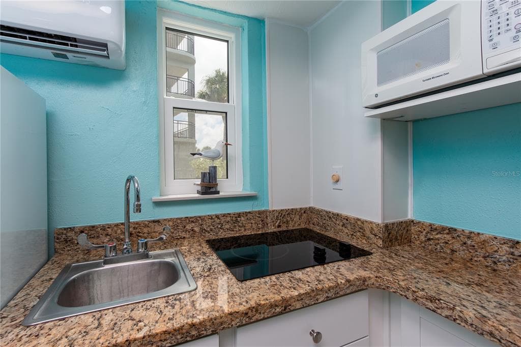 11730 GULF BOULEVARD 4 photo 6