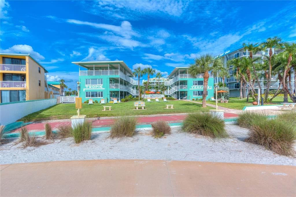 11730 GULF BOULEVARD 4 photo 12