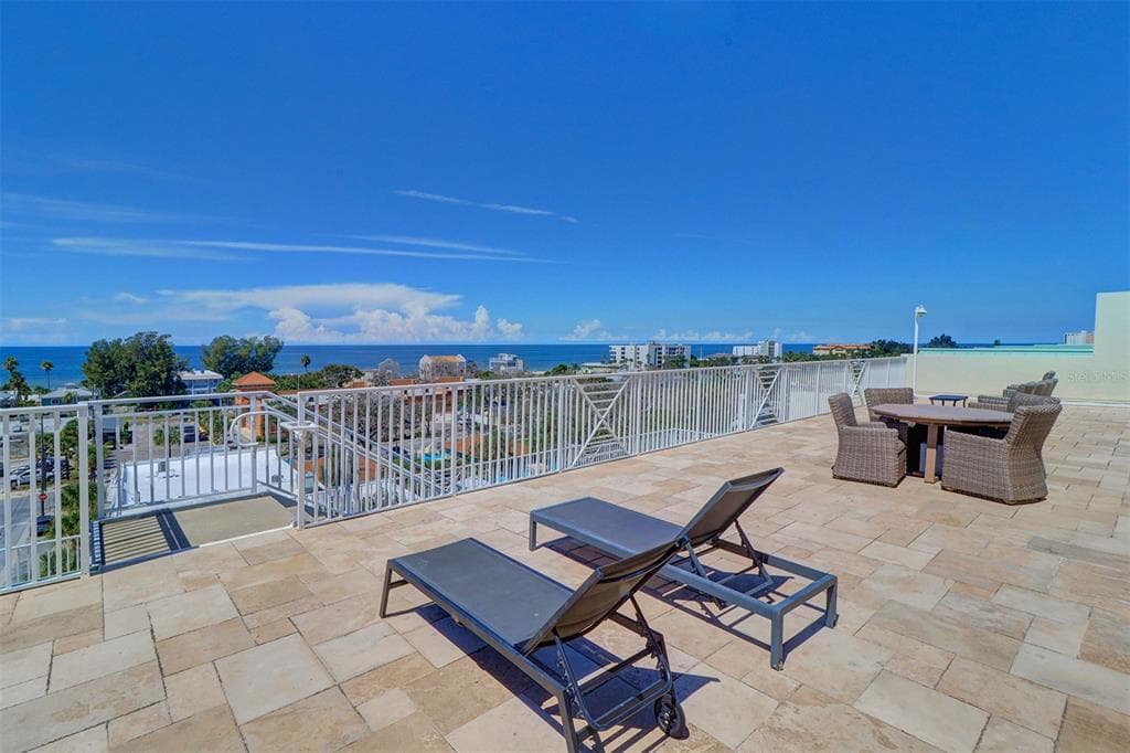 399 2ND STREET 716 photo 8