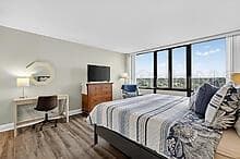 3580 S OCEANSHORE BOULEVARD 509 photo 12