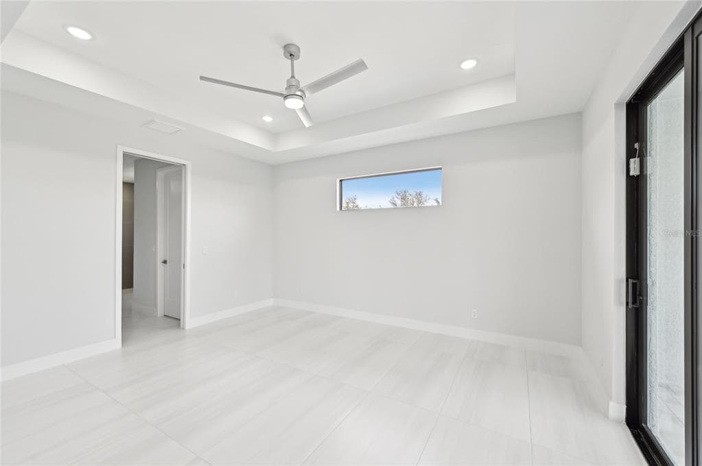 9516 PRESIDENT CIRCLE photo 17