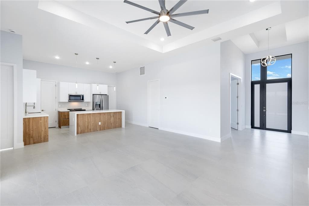 14431 ARTESIA AVENUE photo 5