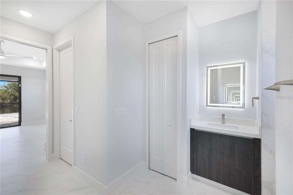 10123 BOYLSTON STREET photo 14