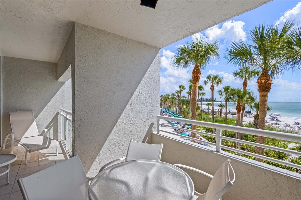 230 SANDS POINT ROAD 3205 photo 12