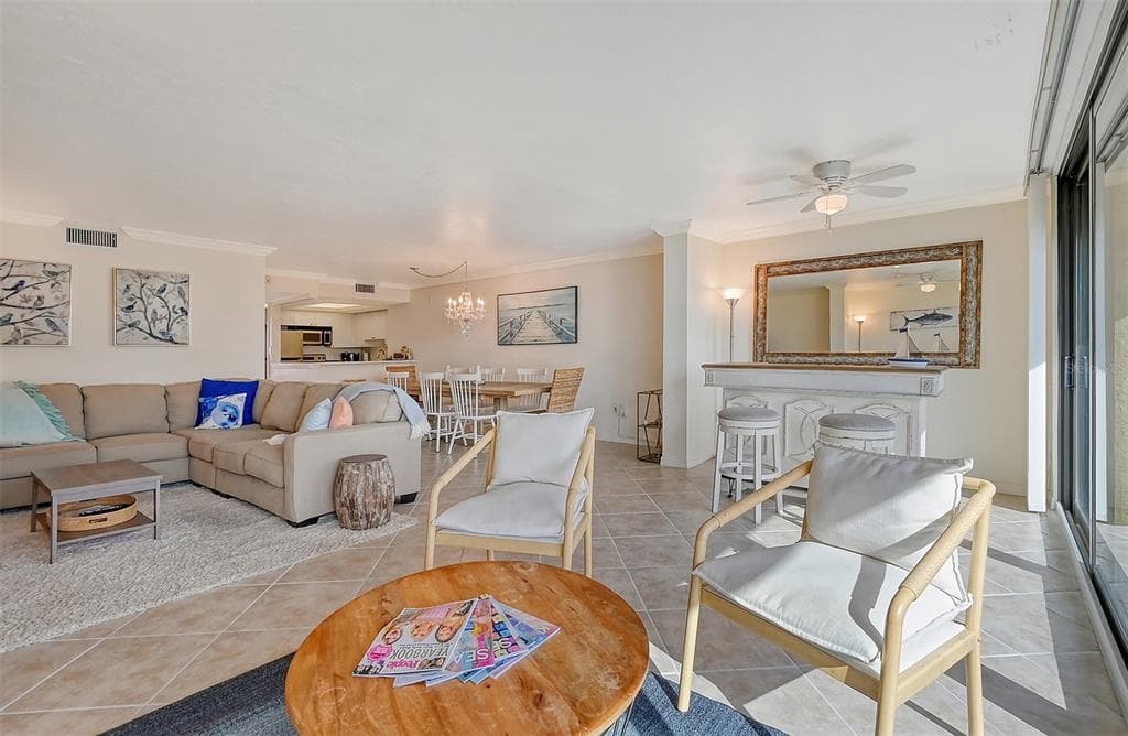 8710 MIDNIGHT PASS ROAD 405 photo 18