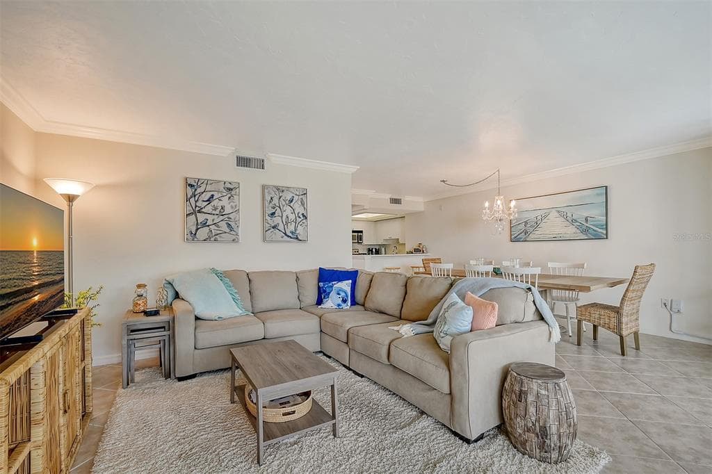 8710 MIDNIGHT PASS ROAD 405 photo 19