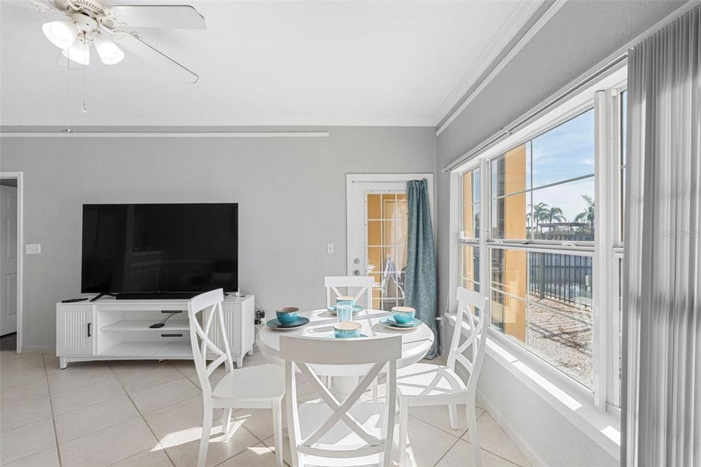 4343 BAYSIDE VILLAGE DRIVE 104 photo 15