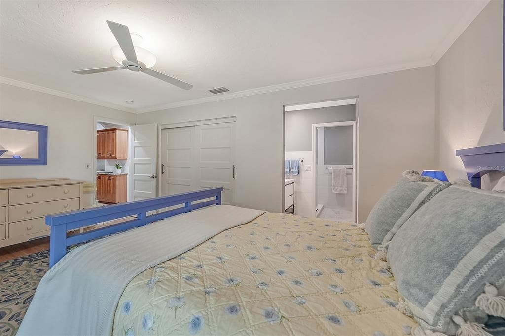 4234 GULF OF MEXICO DRIVE E2 photo 16