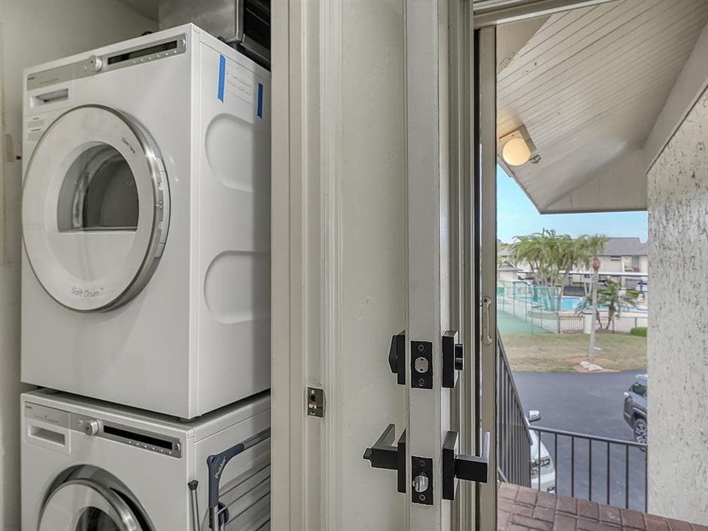 4234 GULF OF MEXICO DRIVE E2 photo 21