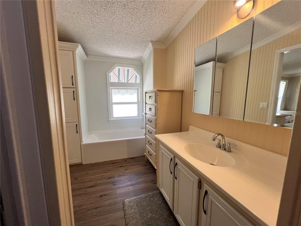 2233 BROOKWOOD DRIVE photo 20