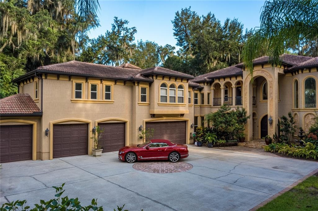 8289 COLEE COVE ROAD 5