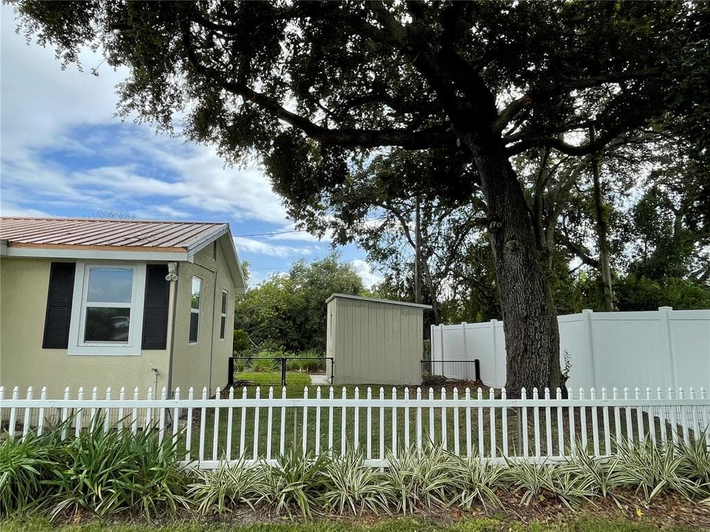 5830 ALLIGATOR LAKE SHORE W photo 11