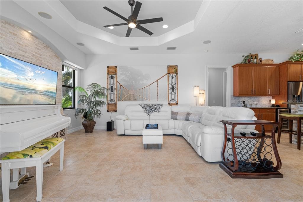 3615 TOWHEE COURT photo 5