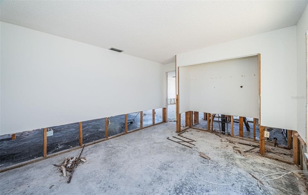 755 CAPRI BOULEVARD photo 23