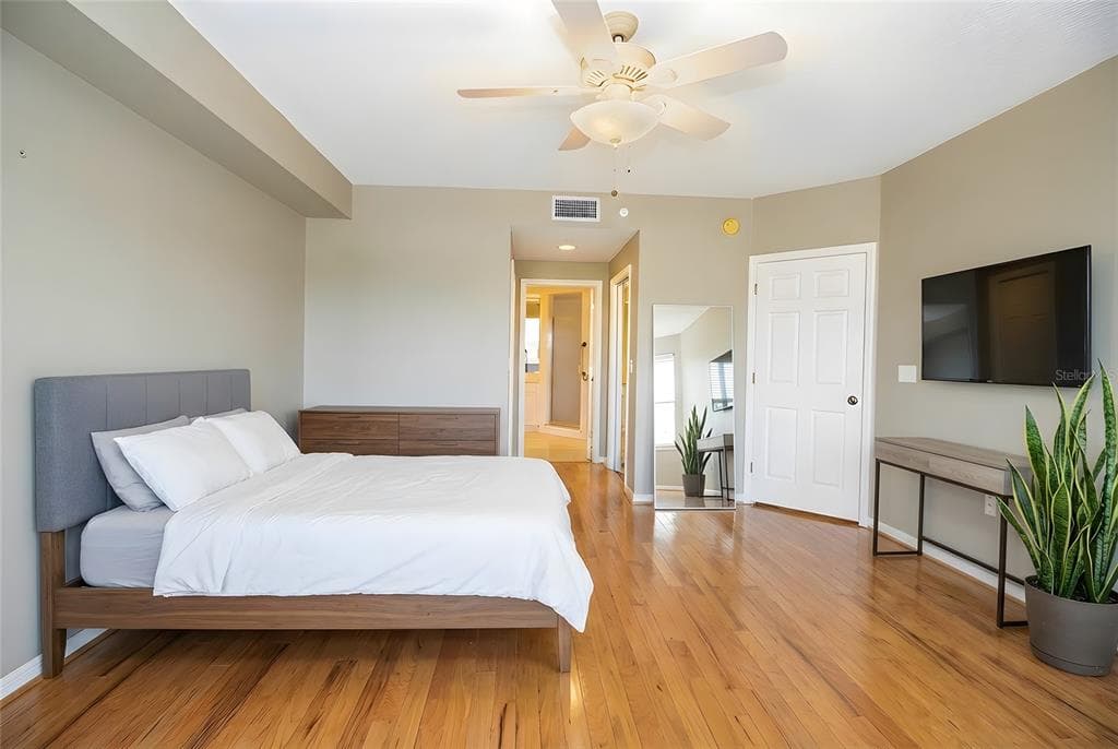1200 COUNTRY CLUB DRIVE 1101 photo 14