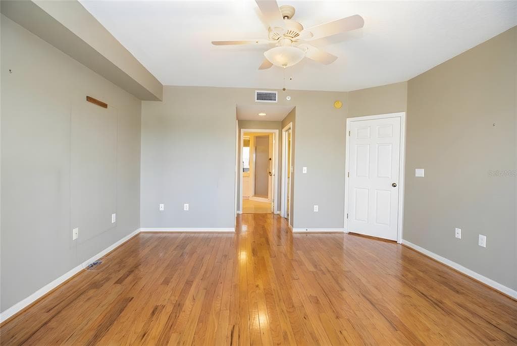 1200 COUNTRY CLUB DRIVE 1101 photo 15