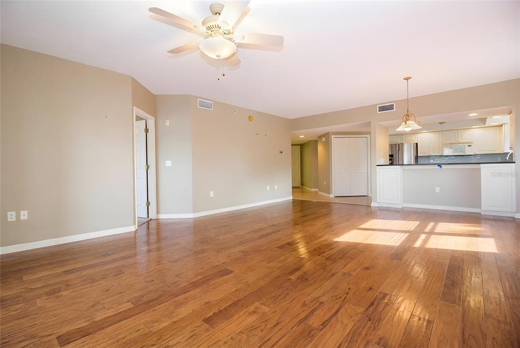 1200 COUNTRY CLUB DRIVE 1101 photo 8