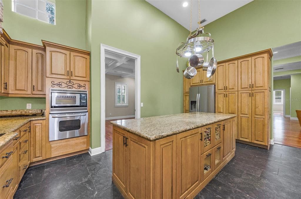3143 PINEVIEW DRIVE photo 19