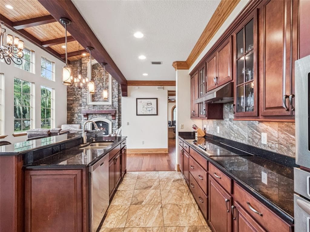 11205 TINDALL ROAD photo 16