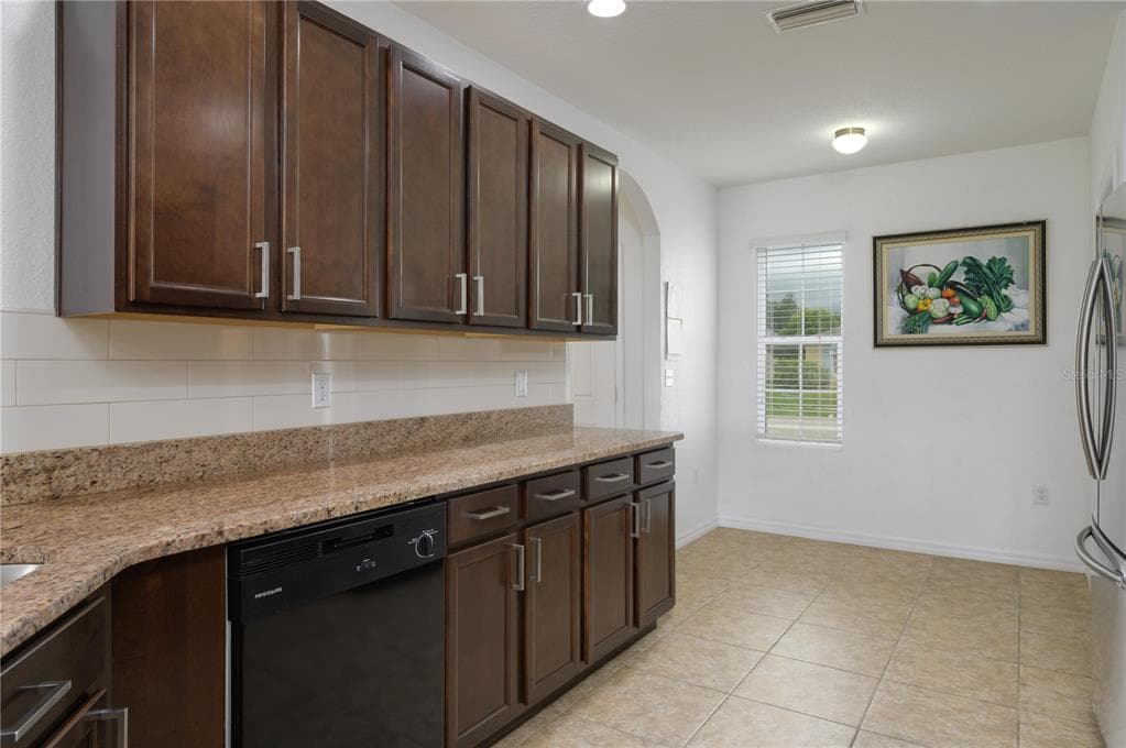 3843 ELOISE ESTATES COURT photo 13