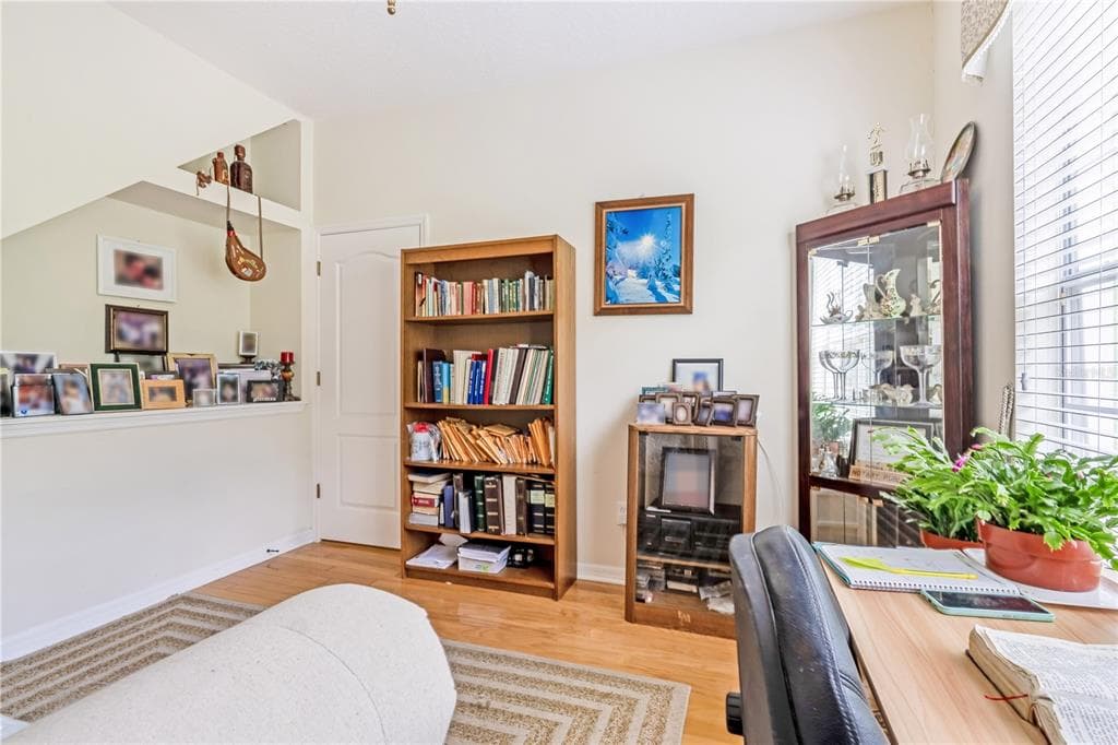 2060 DOYLE ROAD photo 24